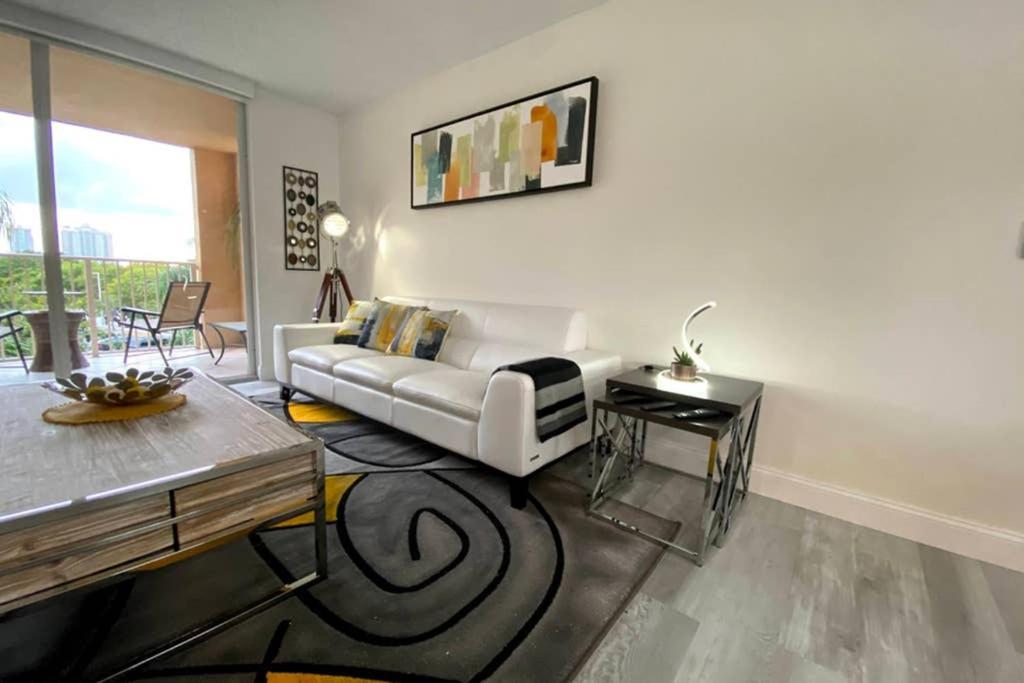Yacht Club At Aventura 2 Bed 2 Bath Luxurius Cozy Brand New 2020 Lägenhet Exteriör bild